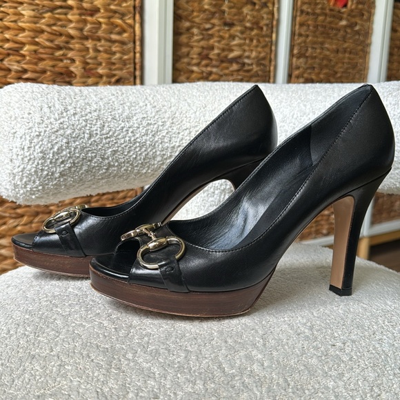 Gucci Horsebit Peep-Toe Platform Leather Pump - Women’s 7.5 - Picture 3 of 10